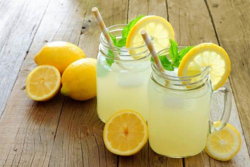 Напиток для похудения лимонный. Как лимон влияет на организм: польза при похудении