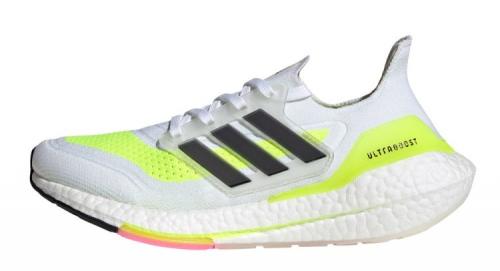 10 лучших кроссовок для бега в рейтинге 2021 года. Лучшие мужские кроссовки для бега по асфальту