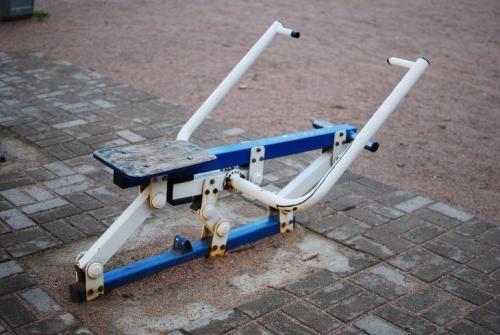 Тренажеры на улице, как называются. Как правильно заниматься на уличных тренажерах. Инструкция для тех, кто передумал ходить в зал