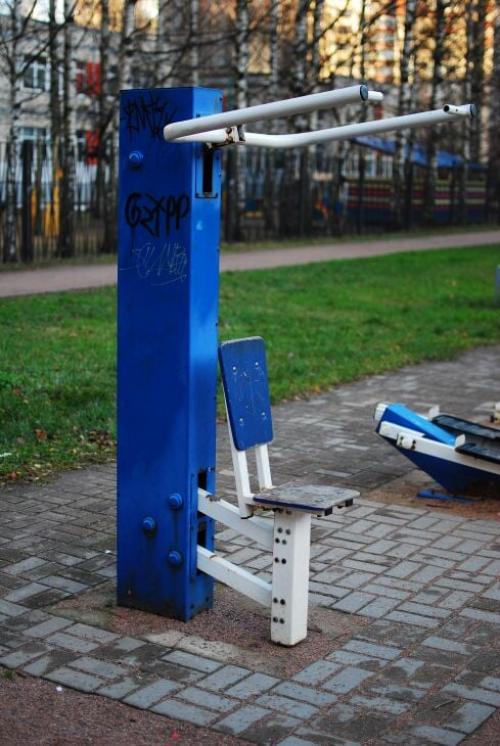 Тренажеры на улице, как называются. Как правильно заниматься на уличных тренажерах. Инструкция для тех, кто передумал ходить в зал