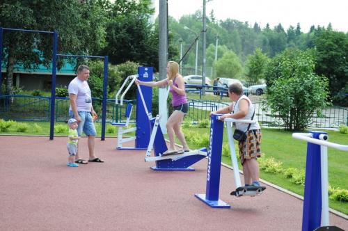 Уличные тренажеры инструкция. Польза и преимущества тренажеров