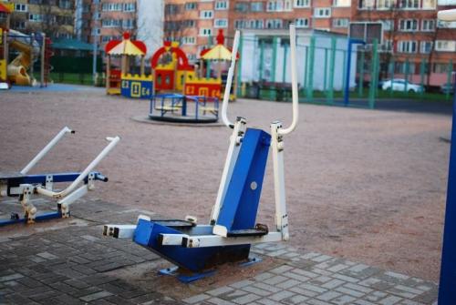 Тренажеры на улице, как называются. Как правильно заниматься на уличных тренажерах. Инструкция для тех, кто передумал ходить в зал