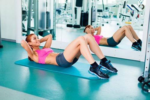 Как качать пресс на станке. Как правильно прокачивать брюшную область на тренажерах