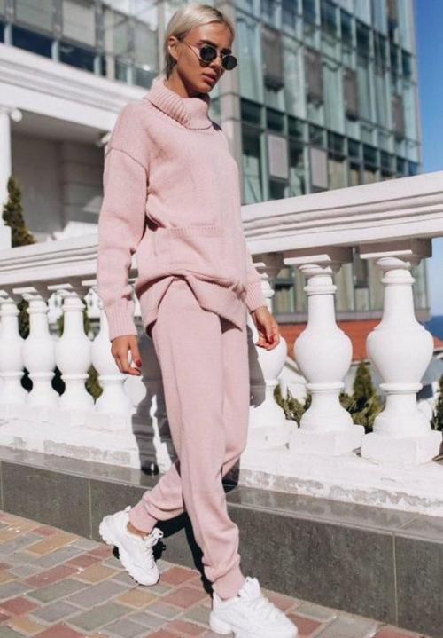 Модная форма и длина брюк 2022. Какая длина брюк в моде в 2022 19 Модная форма и длина брюк 2022. Какая длина брюк в моде в 2022 19