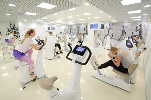 Упражнения для сброса веса в зале. Польза