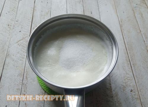 Манная каша для ребенка 1 год рецепт. Манная каша для самых маленьких — с желтками на молоке