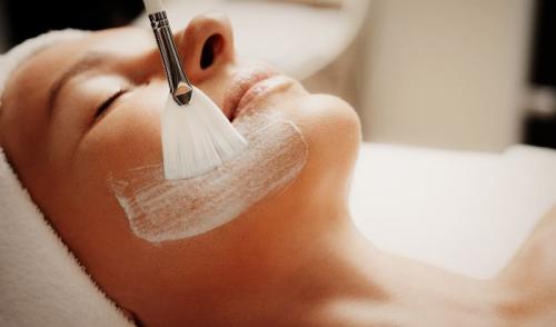 Маски для лица с крахмалом в домашних условиях от морщин после 50 лет. Польза крахмала для лица