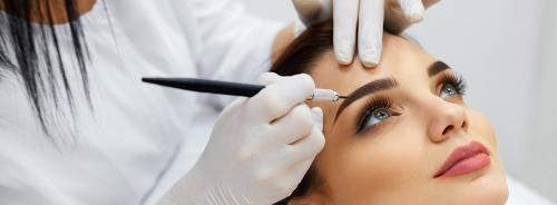 Что такое манипула для бровей. Что лучше – микроблейдинг или татуаж бровей: отличия и особенности