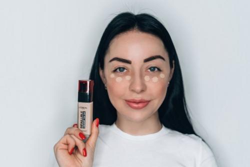 Как влияет наносывание макияжа на появление синих кругов под глазами. Круги ада: учимся маскировать синяки под глазами