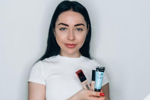 Как замазать синяки под глазами тональным кремом. Круги ада: учимся маскировать синяки под глазами