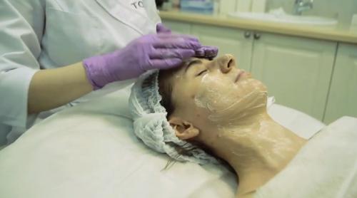 Пилинг с молочной кислотой. Всесезонные средства для интенсивного ухода ARAVIA Professional 07 Пилинг с молочной кислотой. Всесезонные средства для интенсивного ухода ARAVIA Professional 07