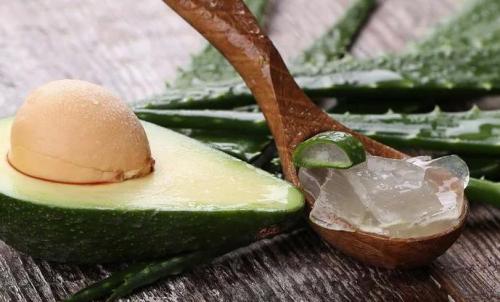 Какие ингредиенты можно использовать для создания маски под глаза от морщин в домашних условиях после 40 лет. ТОП-5 масок от морщин вокруг глаз после 40 лет