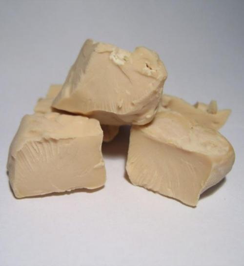 Какие ингредиенты следует избегать при создании маски под глаза от морщин после 40 лет. Антиоксидантная дрожжевая маска от морщин