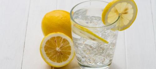 На сколько можно похудеть если пить воду с лимоном. Вода с лимоном для похудения: рецепты приготовления