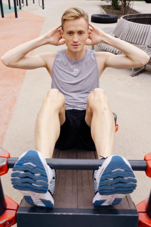 Преимущества уличных тренажеров