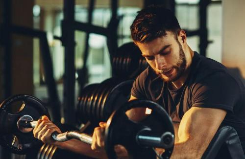 Программа тренировок в тренажерном зале для мужчин 5 дней. Кому и зачем нужно заниматься 5 дней в неделю