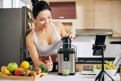 Какие еще преимущества детокс напитков кроме похудения. Детокс – соки. Преимущества и риски сокового голодания